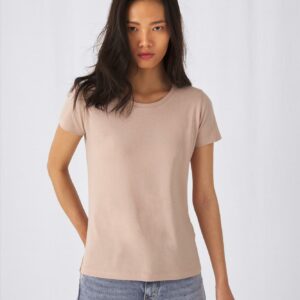 Organic dames T-shirt met een sierlijk minimalistich ontwerp leent zich voor elke gelegenheid.