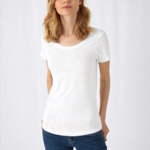 Dames T-shirt van slubkatoen met een sierlijk minimalistisch ontwerp leent zich voor elke gelegenheid.