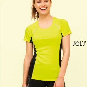 Sportshirt voor dames met contrasterende kleur aan de zijkant.