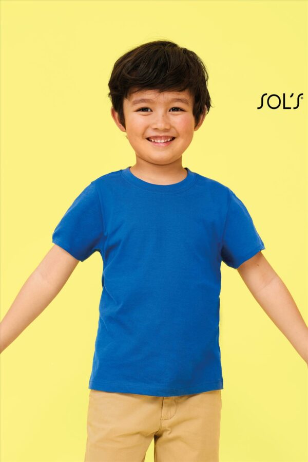 Klassiek kinder T-shirt met een ruime kleurkeuze.