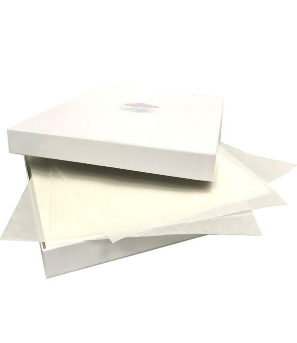 Finishing paper that removes the glossiness of the transfer and improves washability. Sold in packs of 250 sheets.