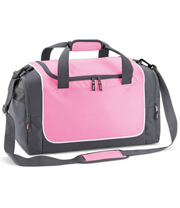 "Compact size to fit most lockers. Padded hand grip. Detachable adjustable shoulder strap with pad. End pockets