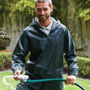 Waterproof with taped seams. Windproof. Integral hood with drawcord. Full length zip with inner storm flap. Two front pockets. Elasticated cuffs. Drawcord hem.